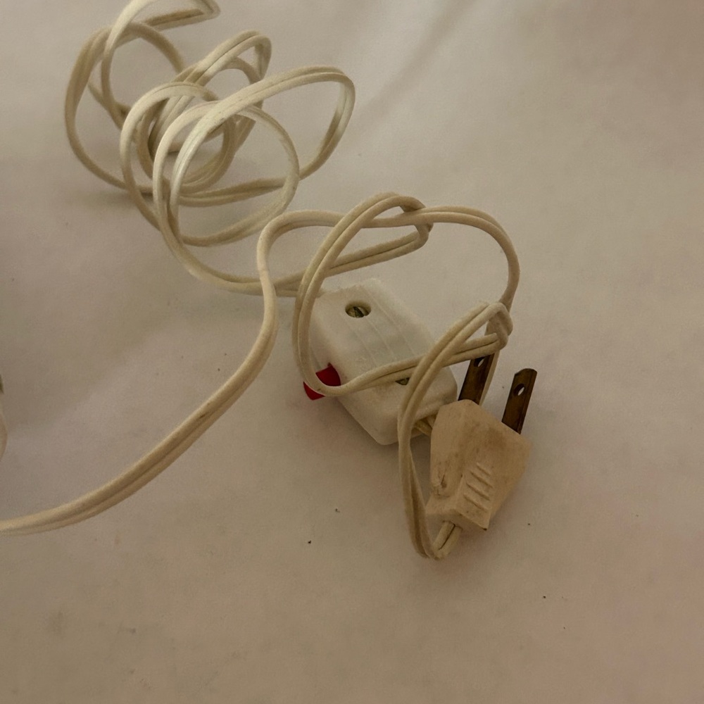 Vintage Nightlight Girl Flowers‎ Ceramic Cottagecore Decor Lamp Parts only READ - Picture 5 of 5